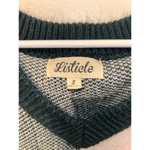 Listicle Women’s Checkered Sweater | Size S | Excellent Conditon - Picture 2 of 7